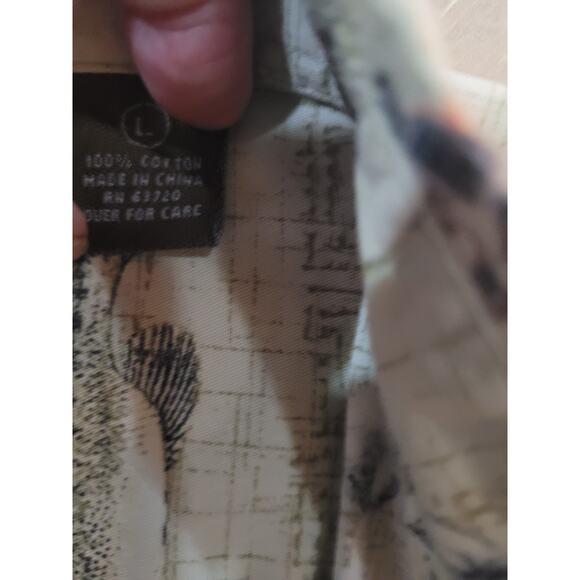 Magellan Mens Shirt Tan/Khaki Fish Design Short Sleeve Sz L - Picture 6 of 6